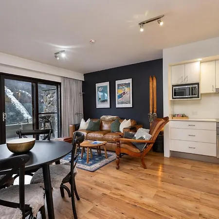 Lantern 1 Bedroom Deluxe With Hot Tub And Car Park Thredbo Exterior photo