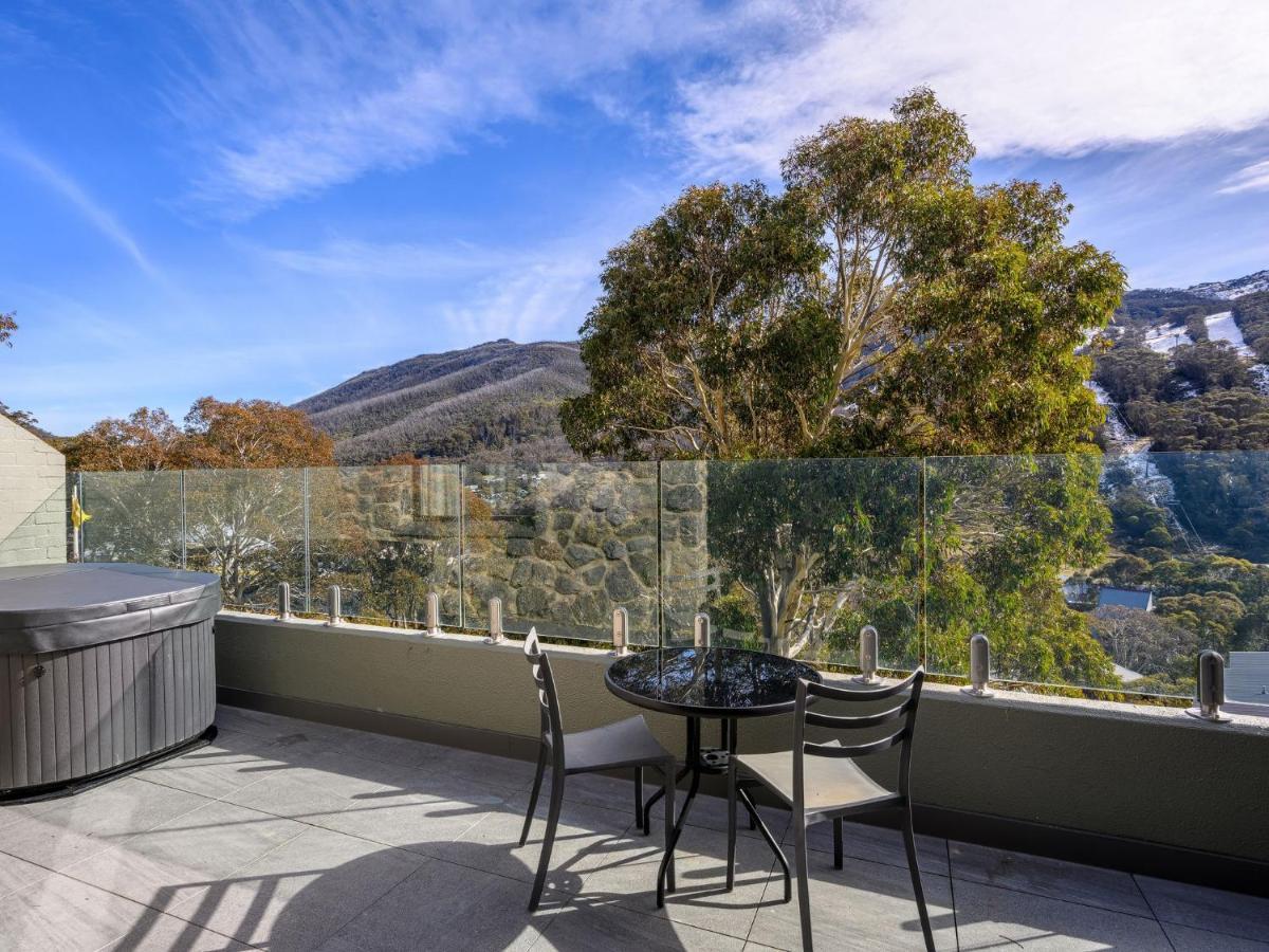 Lantern 1 Bedroom Deluxe With Hot Tub And Car Park Apartment *